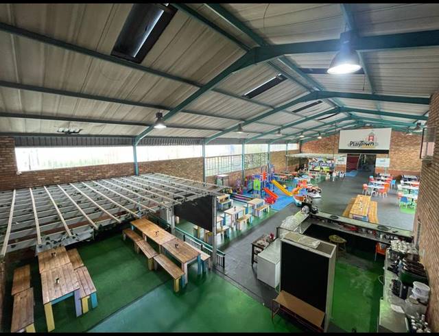 INDUSTRIAL PROPERTY TO RENT IN HENNOPSPARK